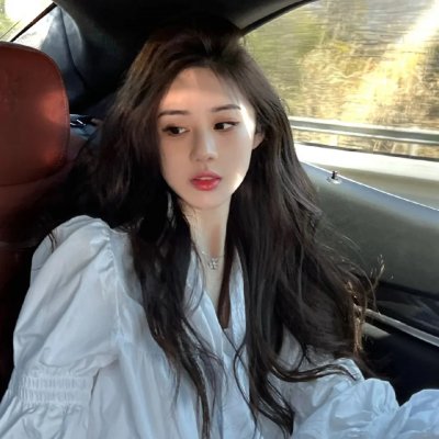 素人嘉宾脚踏两条船，节目组火速否认，前后半年引热议